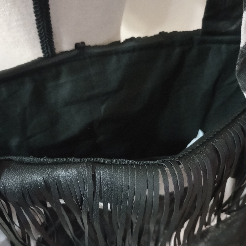 Black and White Fringe Tote Bag - Picture 6 of 13